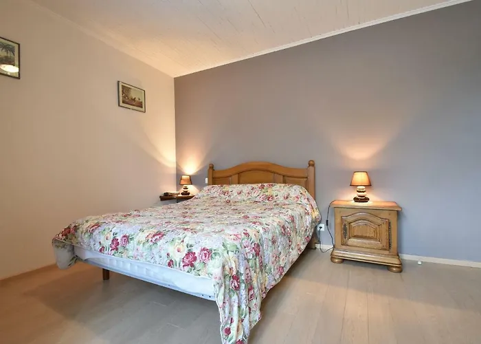 Dom wakacyjny Cosy Near The Causses Du Quercy Lavercantière