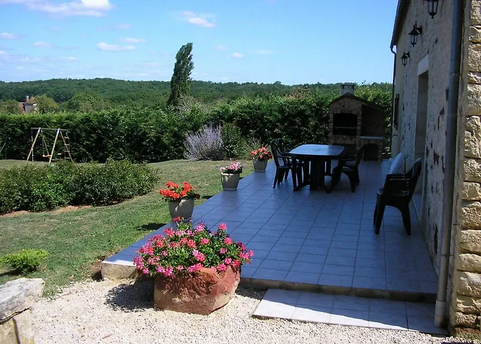 Cosy Near The Causses Du Quercy Feriehus